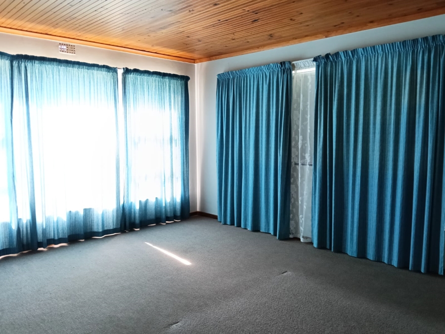 To Let 3 Bedroom Property for Rent in Vermont Western Cape